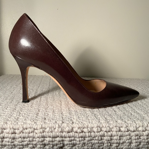 Manolo Blahnik Brown Leather Pump - Picture 3 of 4